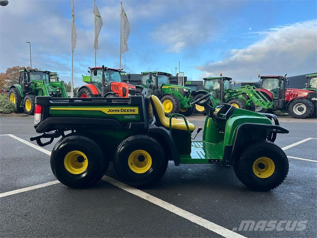 John Deere TH6x4 Mini utilitaire