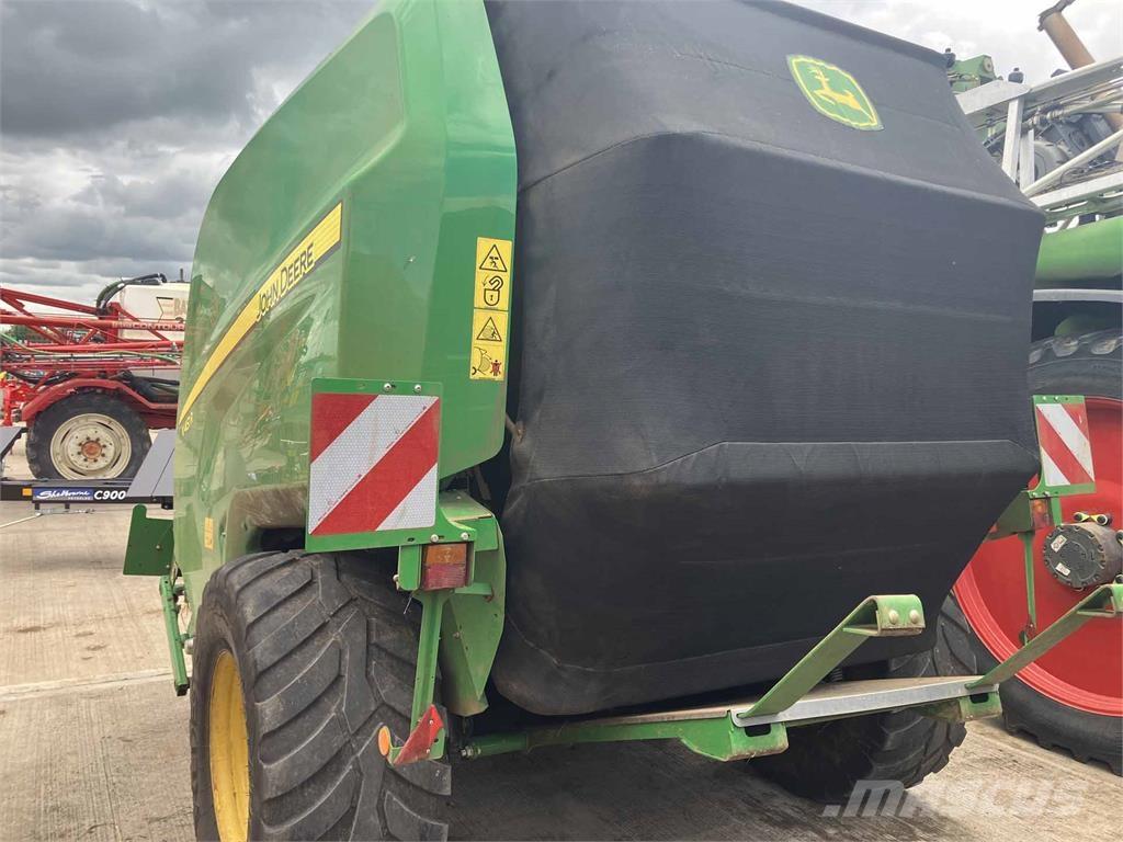 John Deere V451R Rateau faneur