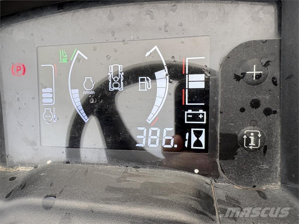 John Deere X940 Tondeuses montées