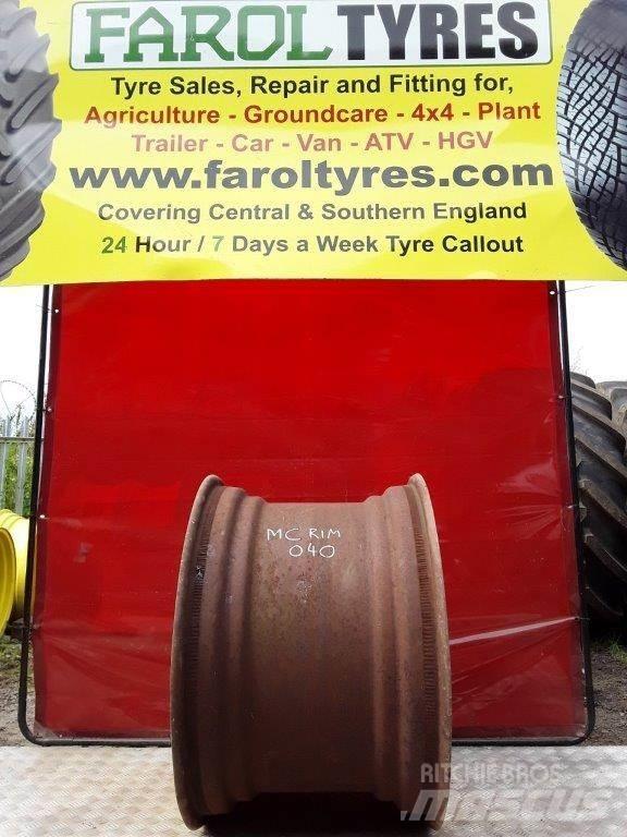 John Deere Yellow rim Pneus, roues et jantes