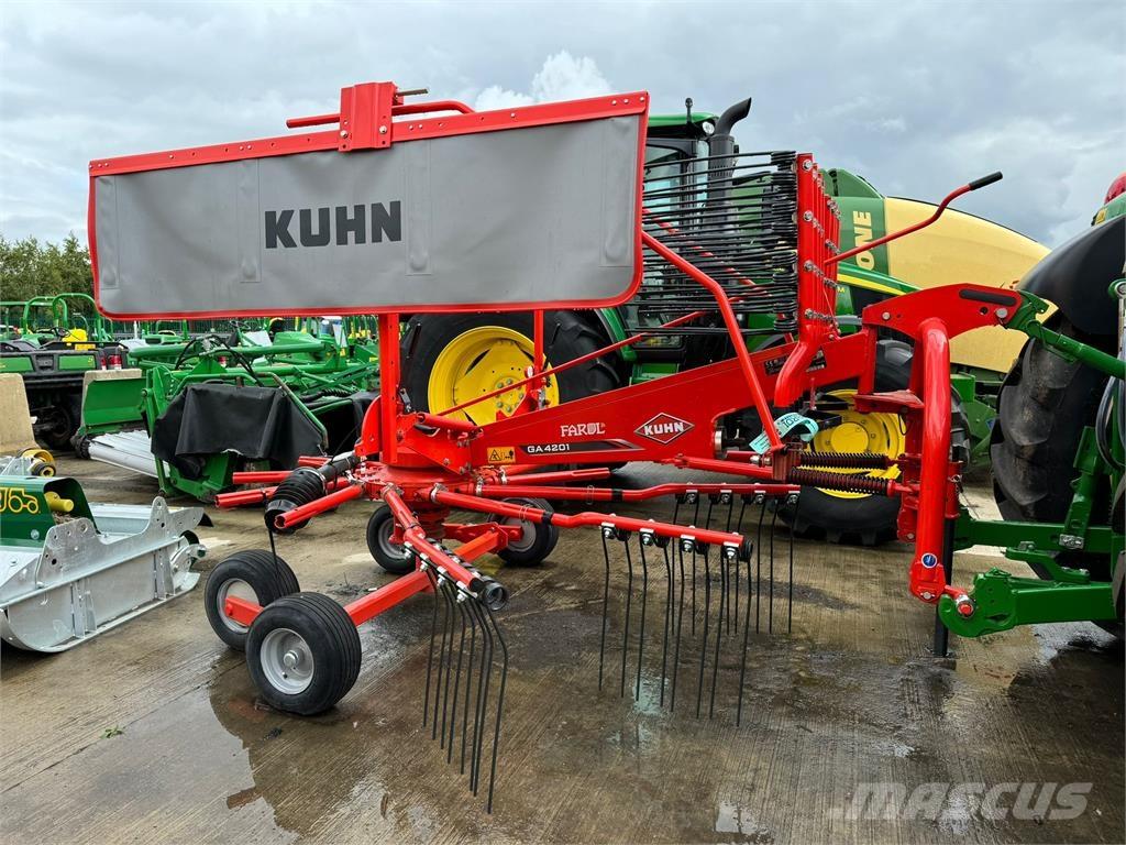 Kuhn GA 4201 Rateau faneur