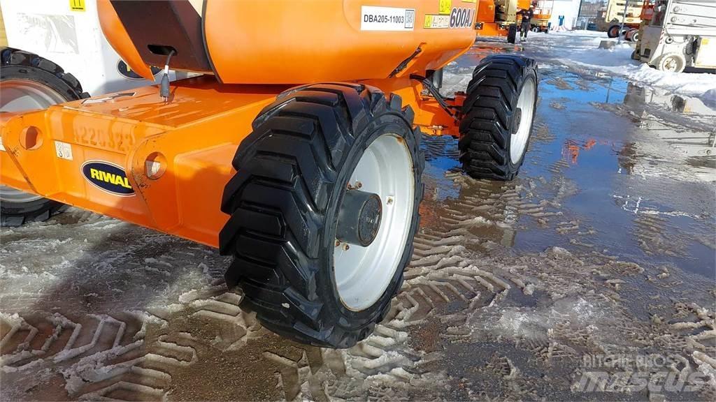 JLG 600AJ Nacelles articulées