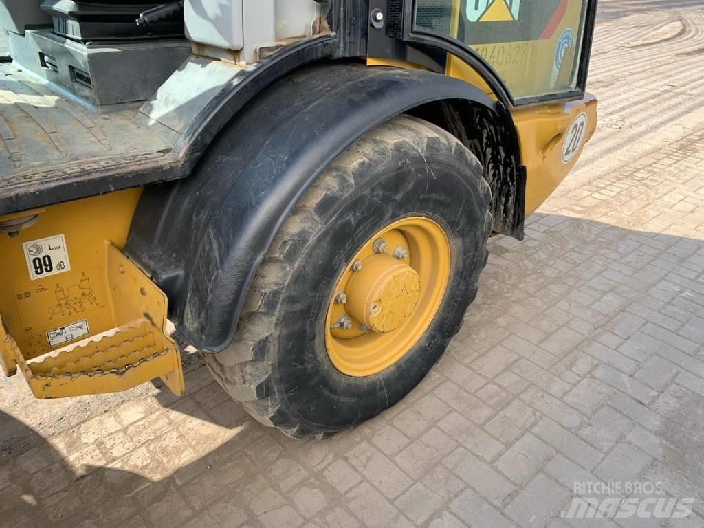 CAT 906 M Chargeuse sur pneus