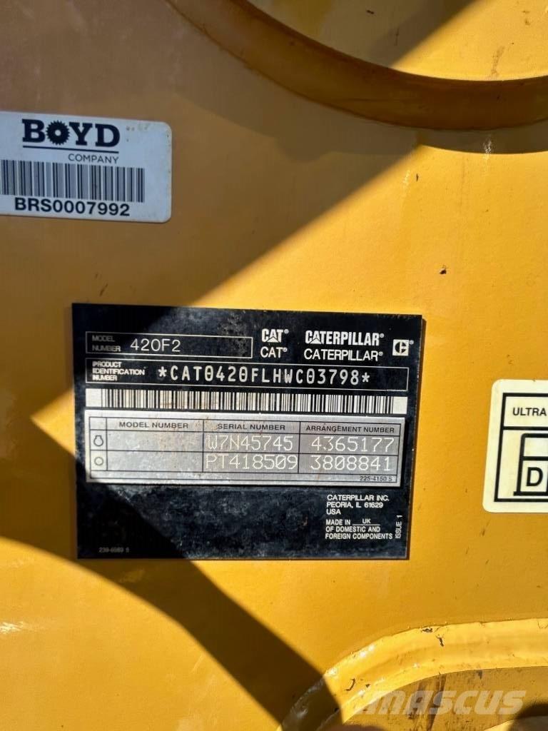 CAT 420 F2 ST Tractopelle