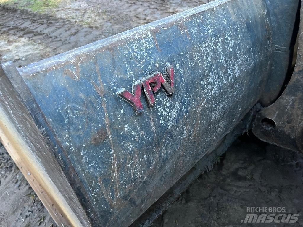 Volvo BM L 120 Chargeuse sur pneus