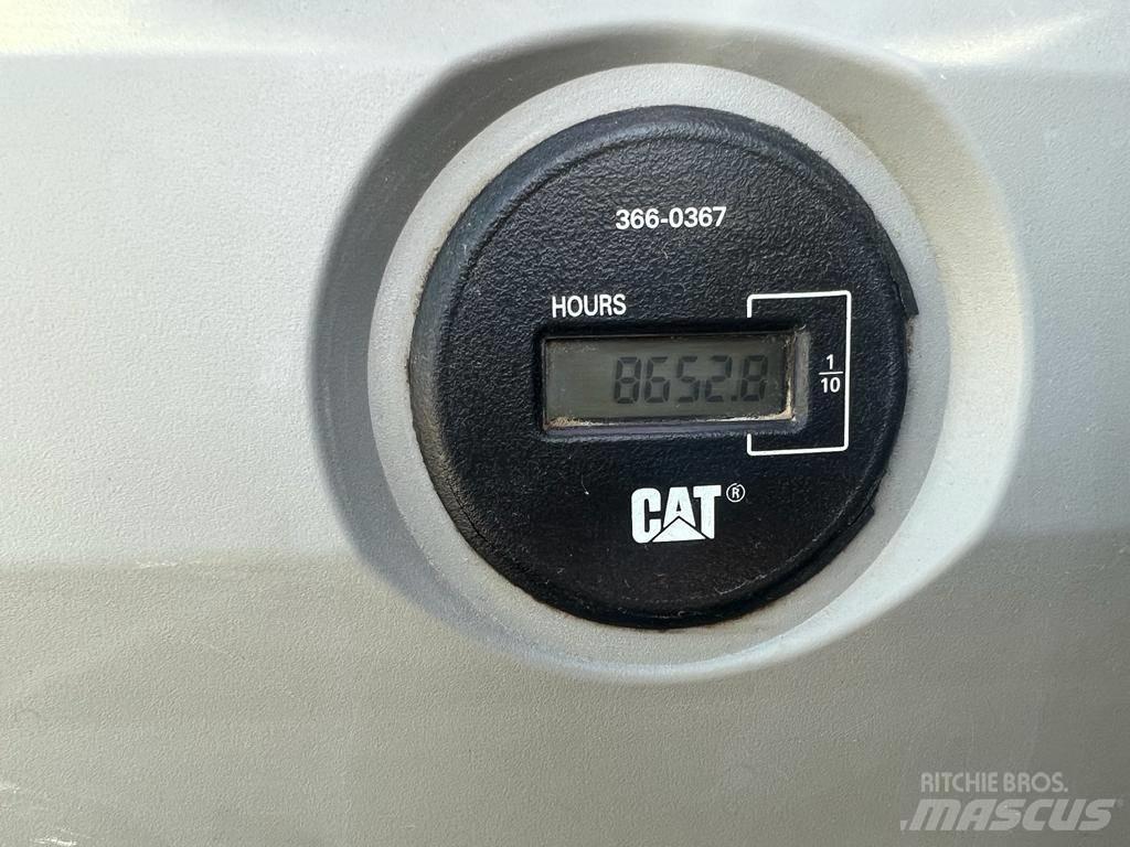 CAT 323 EL Pelle sur chenilles