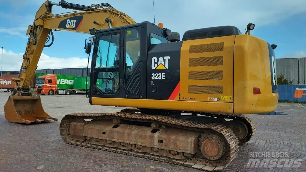 CAT 323 EL Pelle sur chenilles