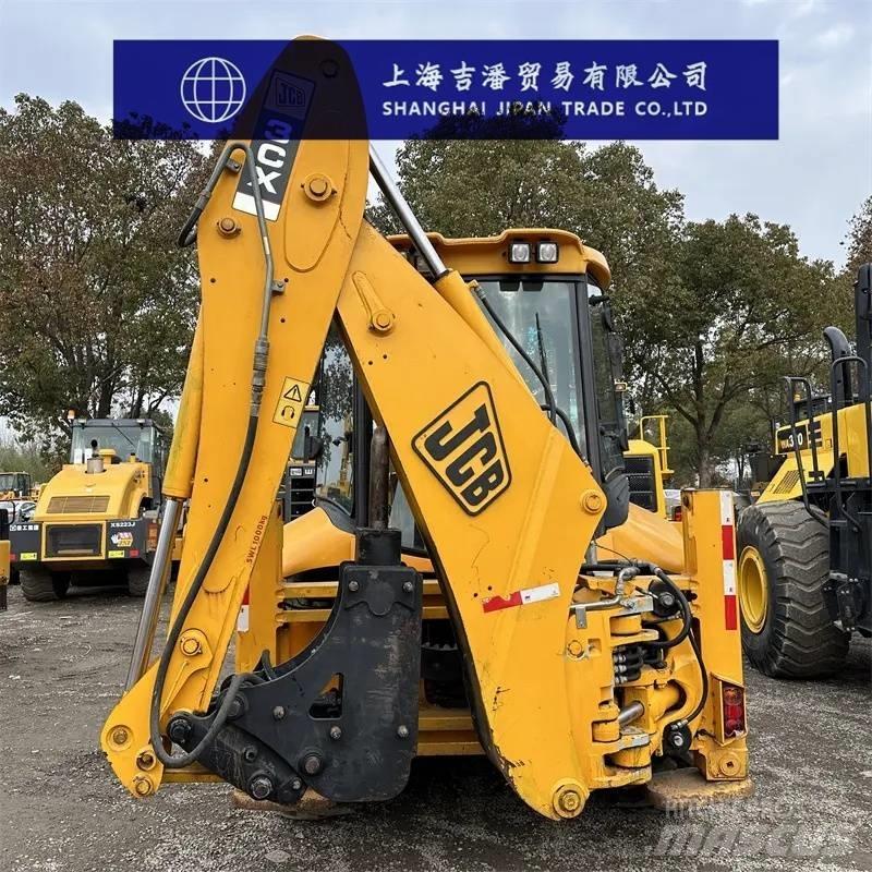 JCB 3 CX Chargeuse sur pneus
