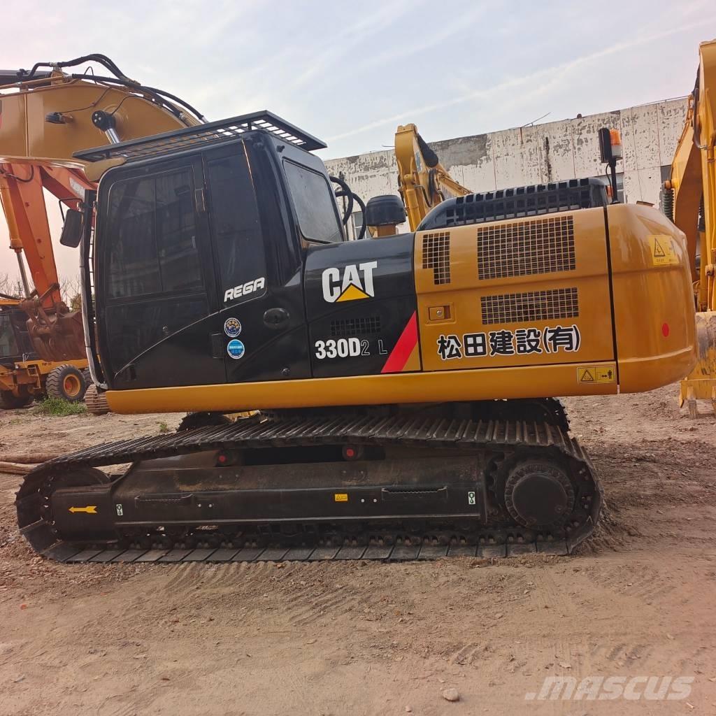 CAT 324 D 2 L Pelle sur chenilles