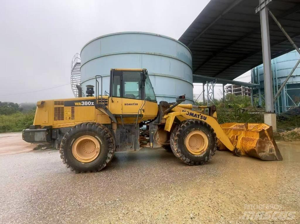 Komatsu WA 380-6 Chargeuse sur pneus