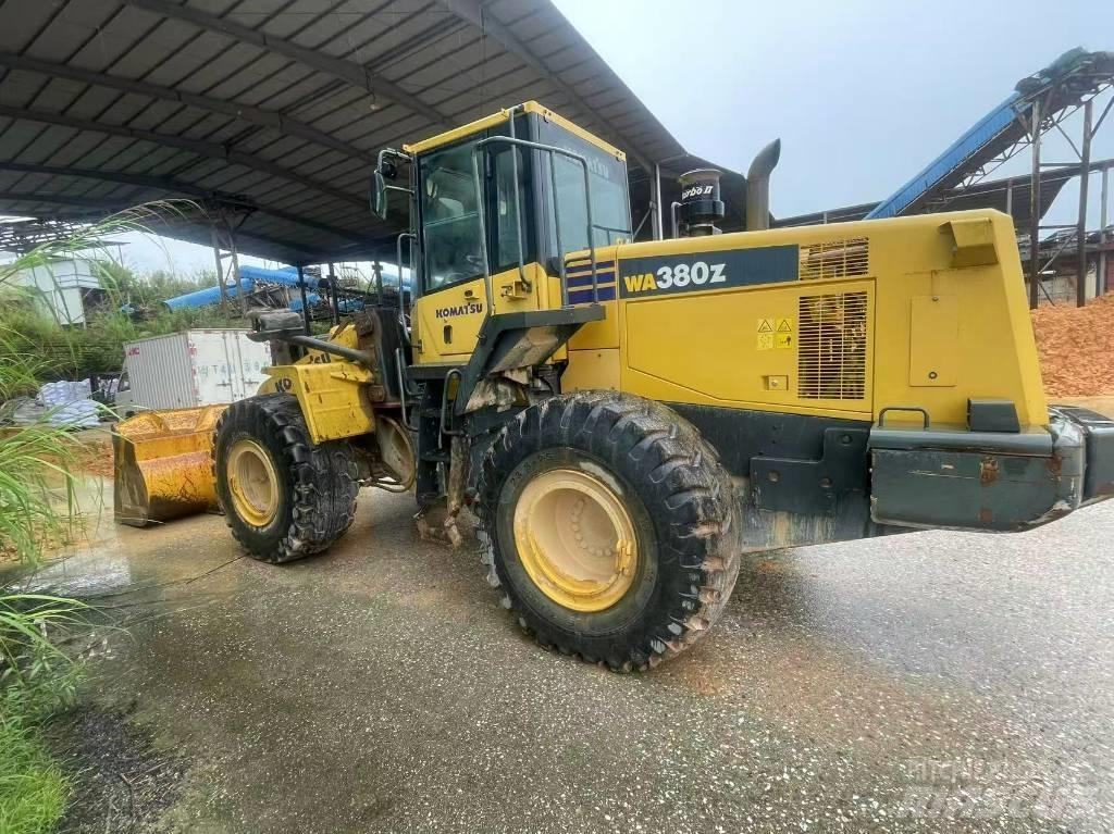 Komatsu WA 380-6 Chargeuse sur pneus