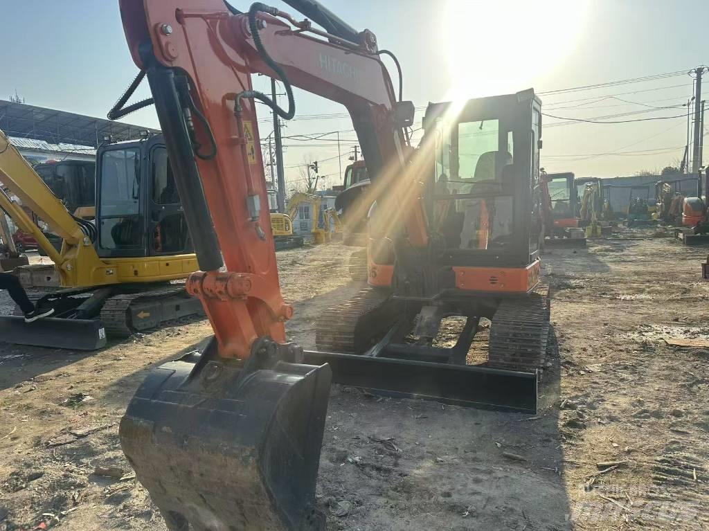Hitachi ZX 55 UR Mini pelle < 7t
