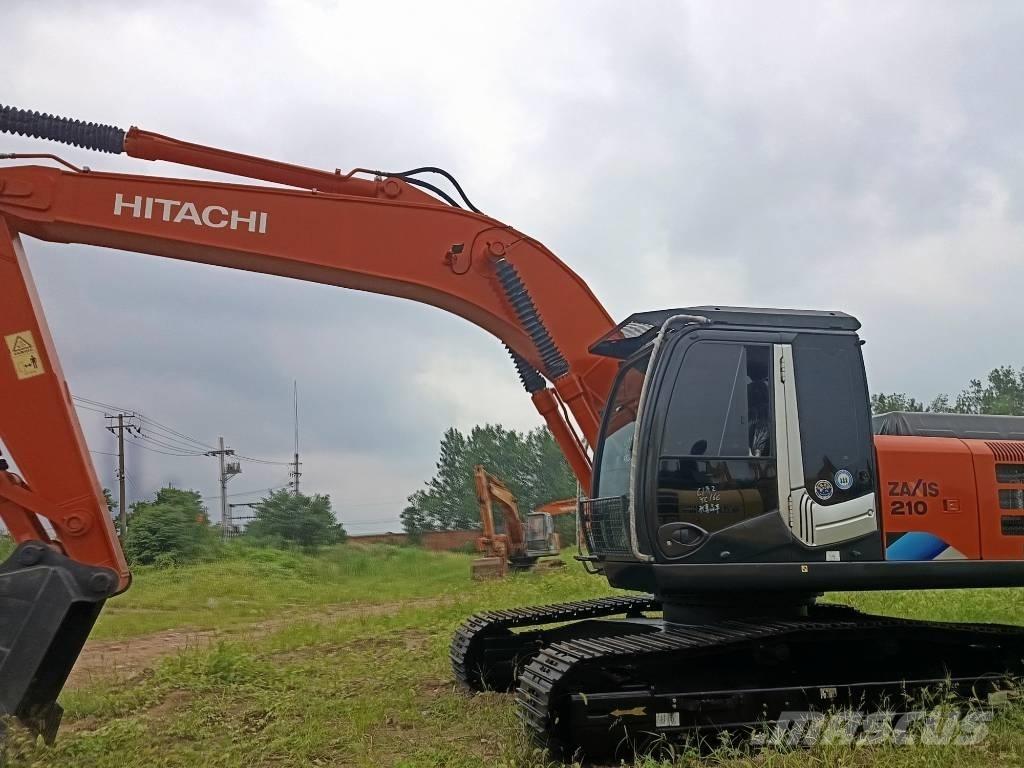 Hitachi ZX 210 Pelle sur chenilles
