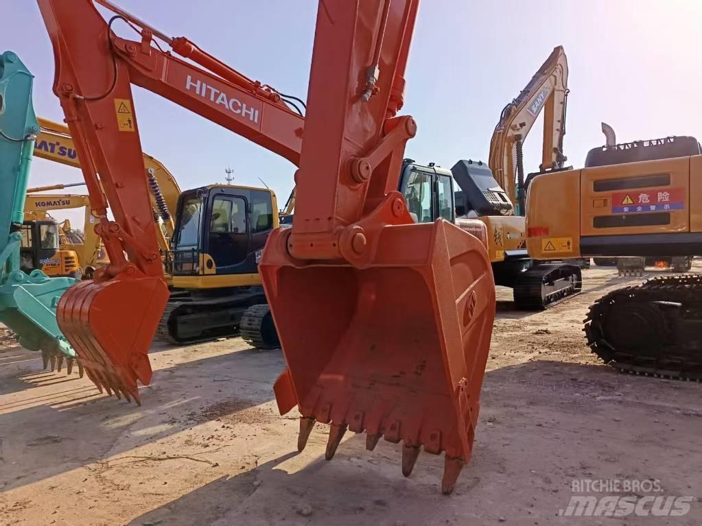 Hitachi ZX 240 Pelle sur chenilles