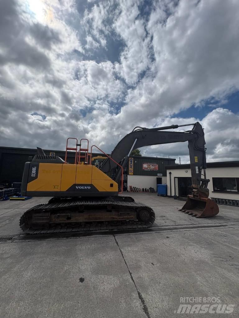 Volvo EC 300 EL Pelle sur chenilles