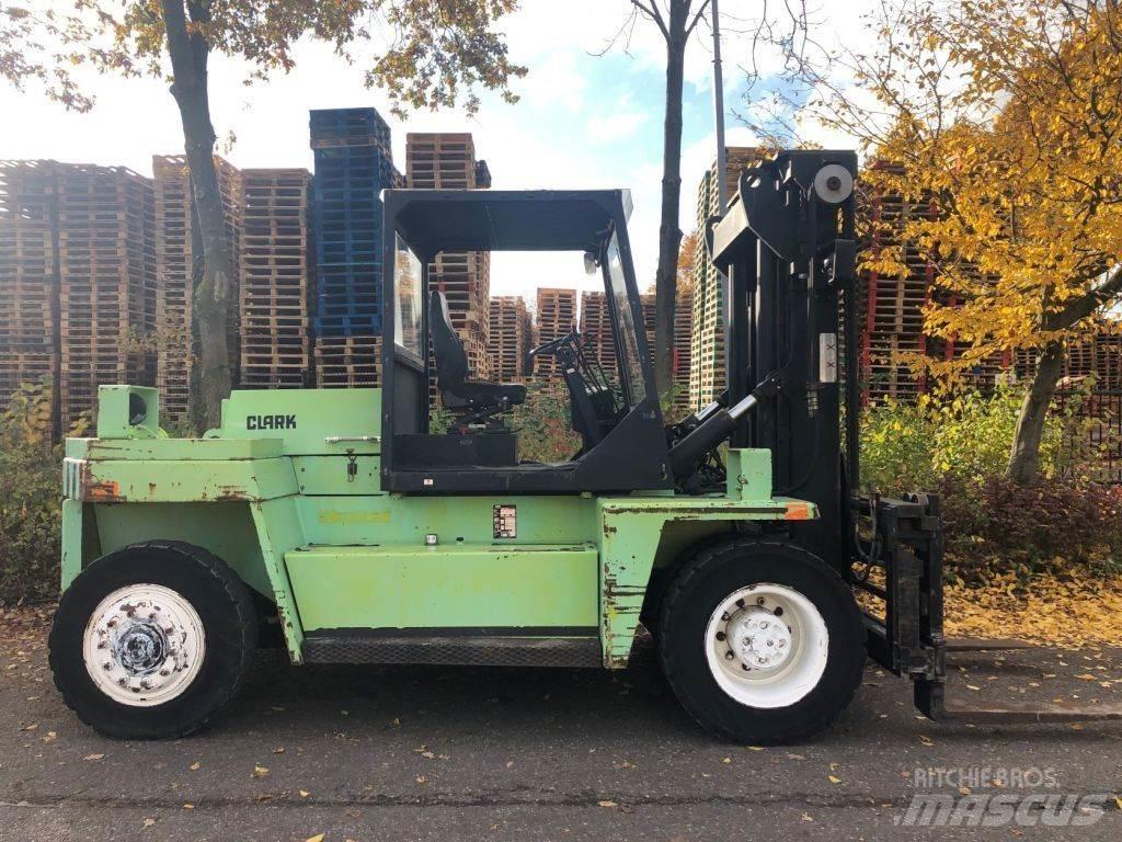 Clark DPL100 Chariots diesel