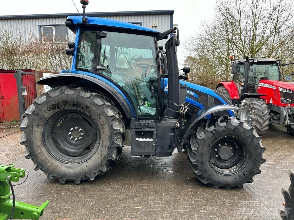 Valtra G125EA Tracteur