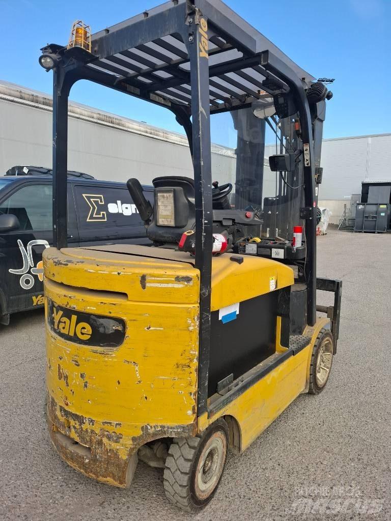 Yale ERC 40 VH Chariots élévateurs électriques
