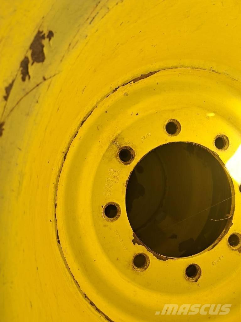 Nokian King F2 Pneus, roues et jantes