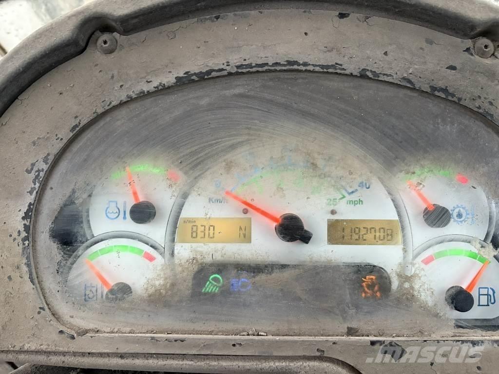 CAT 928 G Chargeuse sur pneus