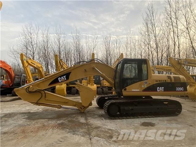 CAT 320C Pelle sur chenilles