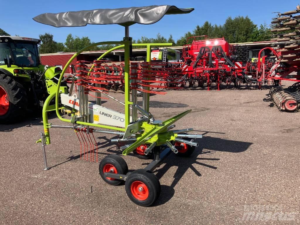 CLAAS Liner 370 Andaineur