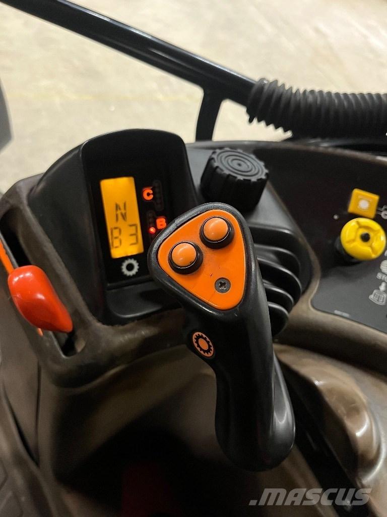 New Holland M 115 Tracteur