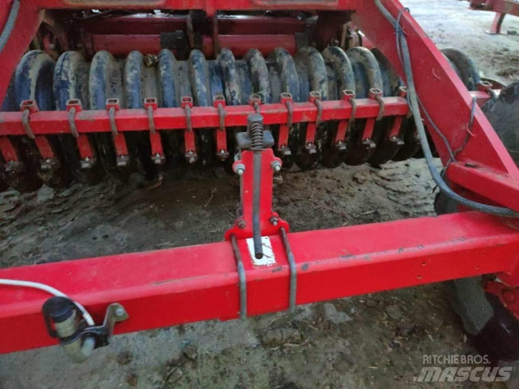 Horsch JOCKER 12 RT Crover crop