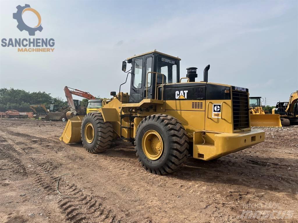 CAT 966F Chargeuse sur pneus