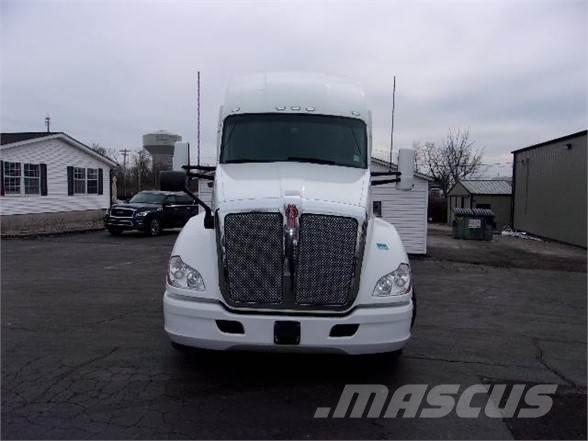Kenworth T680 Tracteur routier