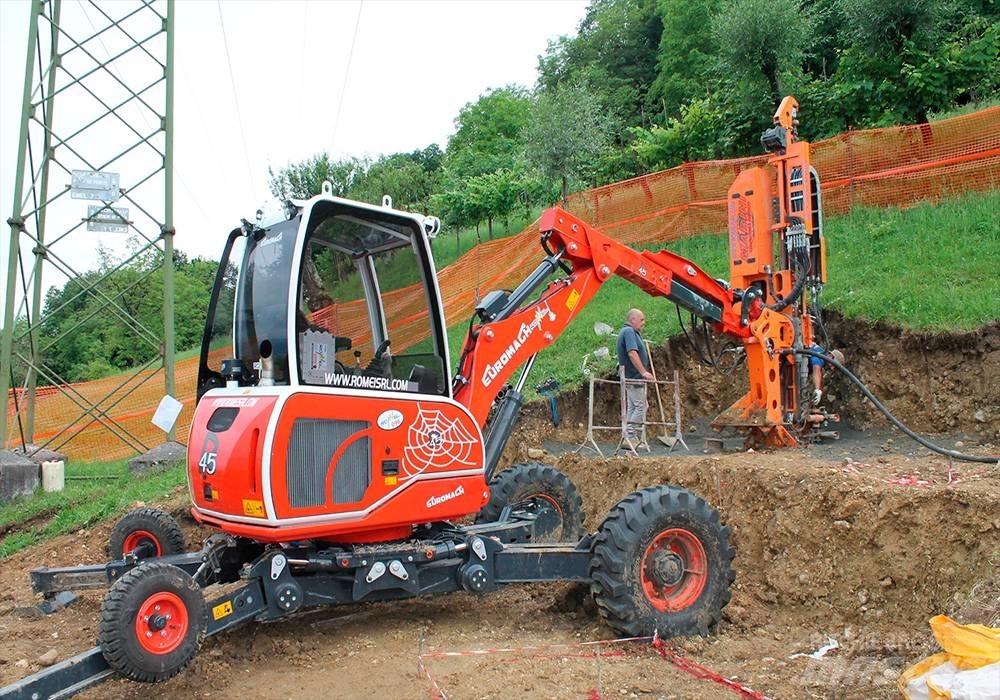 Euromach R45 Pelles amphibies