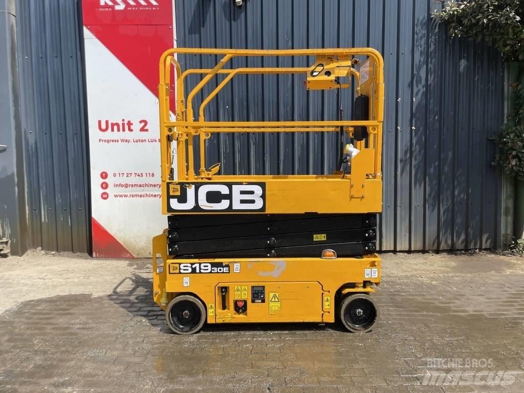JCB S 1930 E Nacelle ciseaux