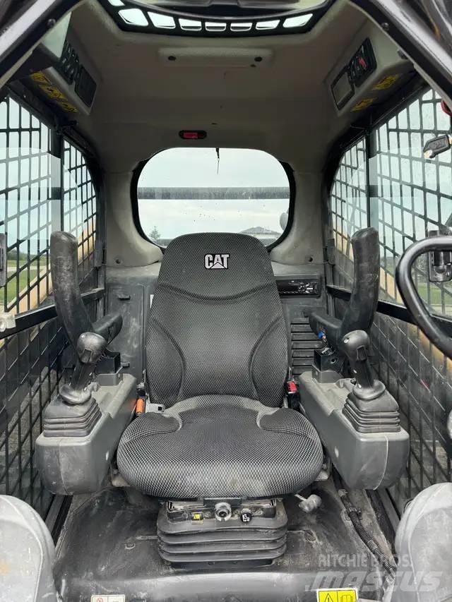 CAT 289 D3 Chargeuse compacte