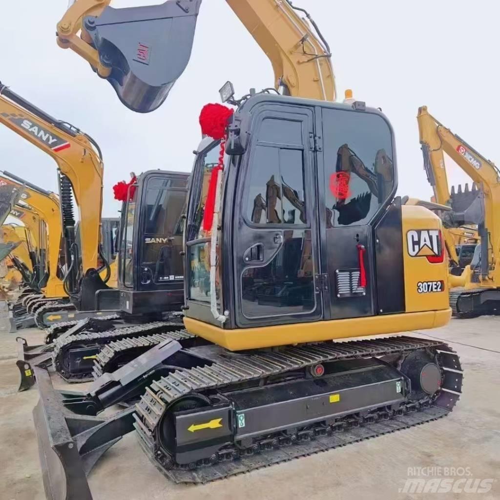 CAT 307E2 Pelle sur chenilles