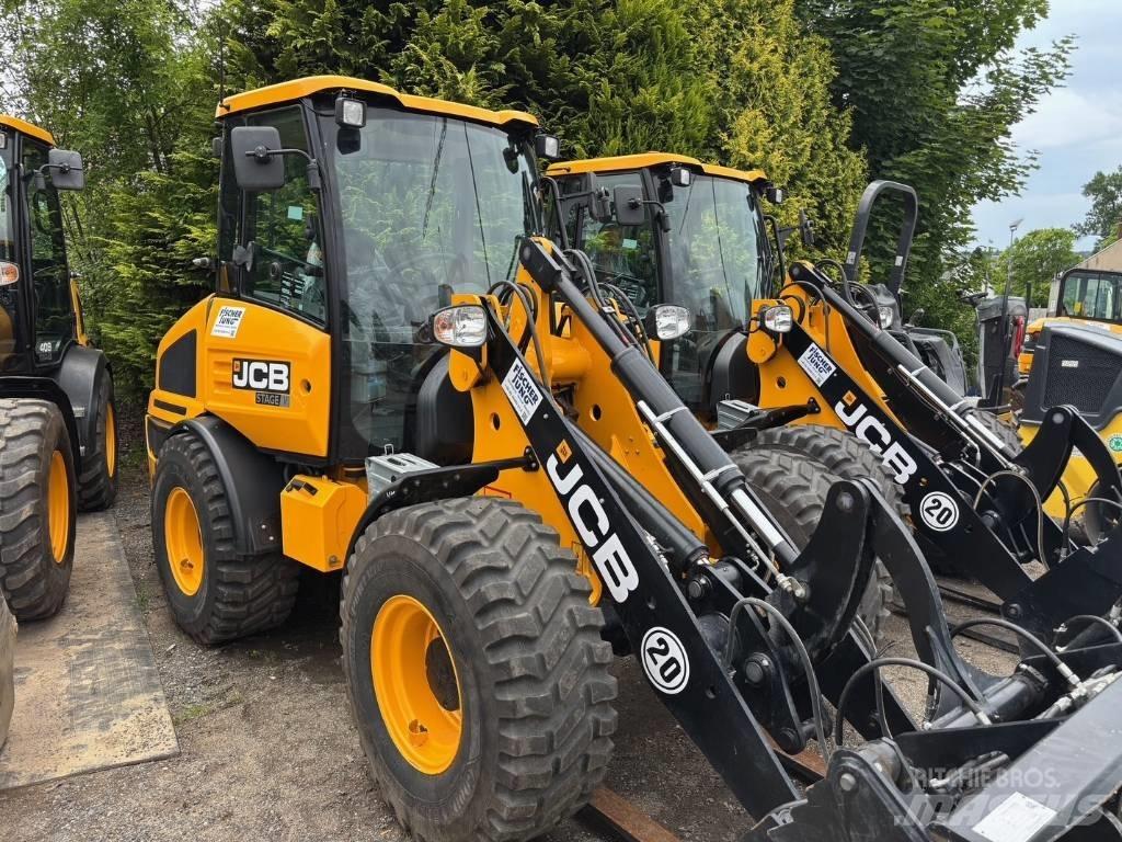 JCB 407 Chargeuse sur pneus