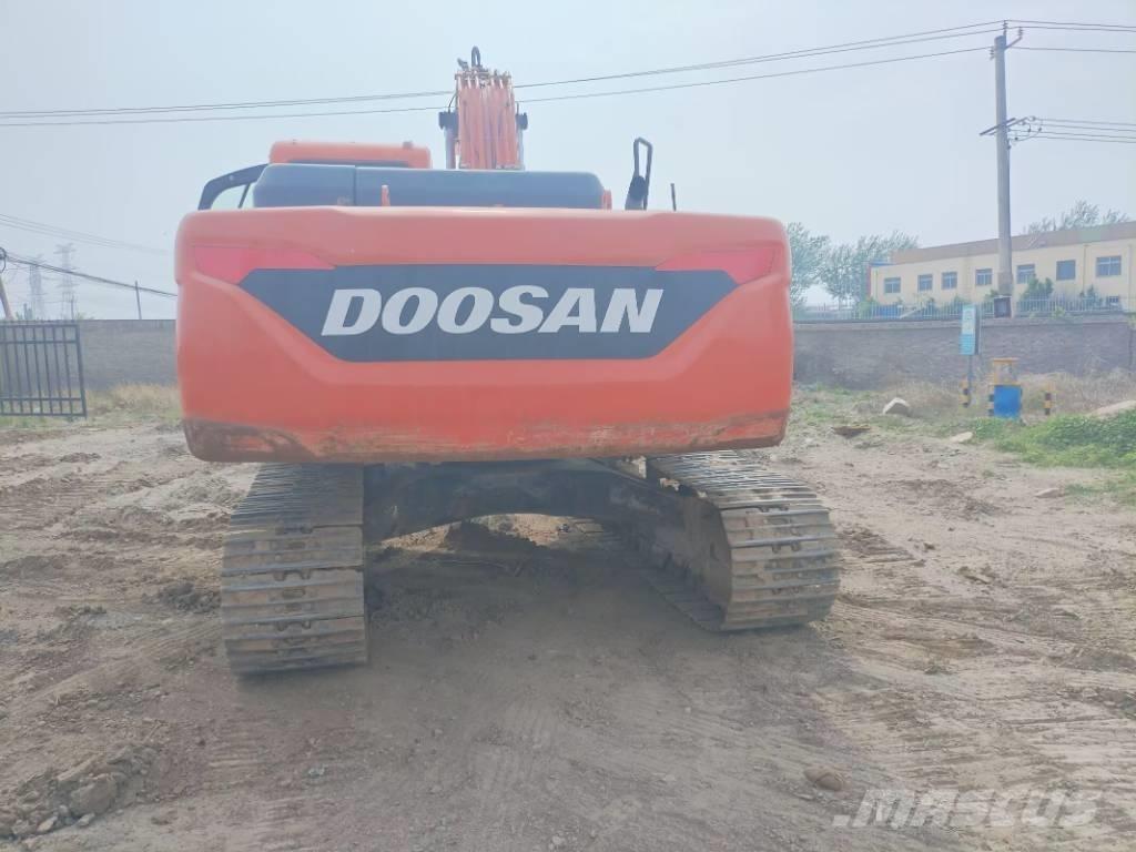 Doosan DX225LC-9C Pelle sur chenilles