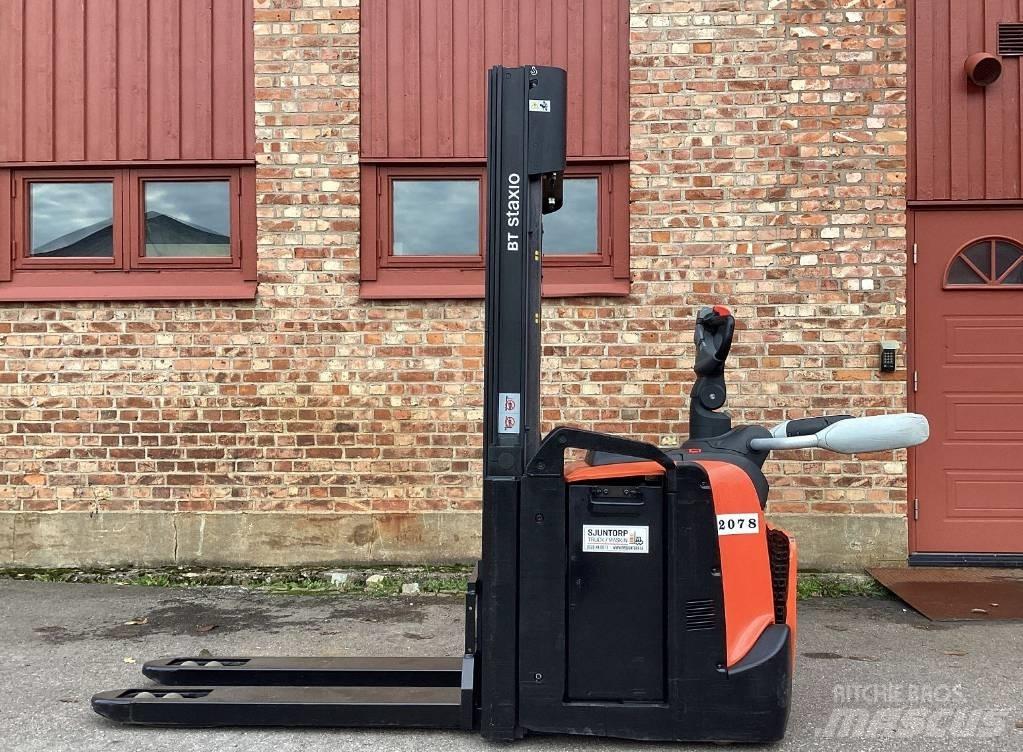 BT SPE 120 L Gerbeur accompagnant