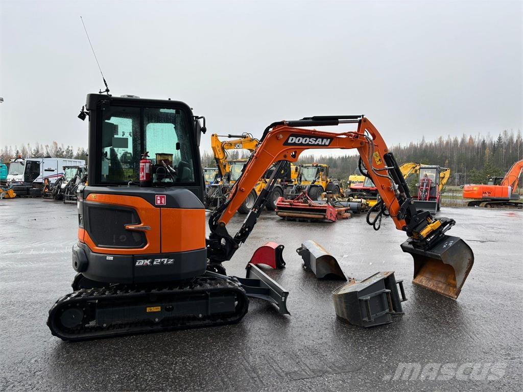 Doosan DX27Z-7 Mini pelle < 7t
