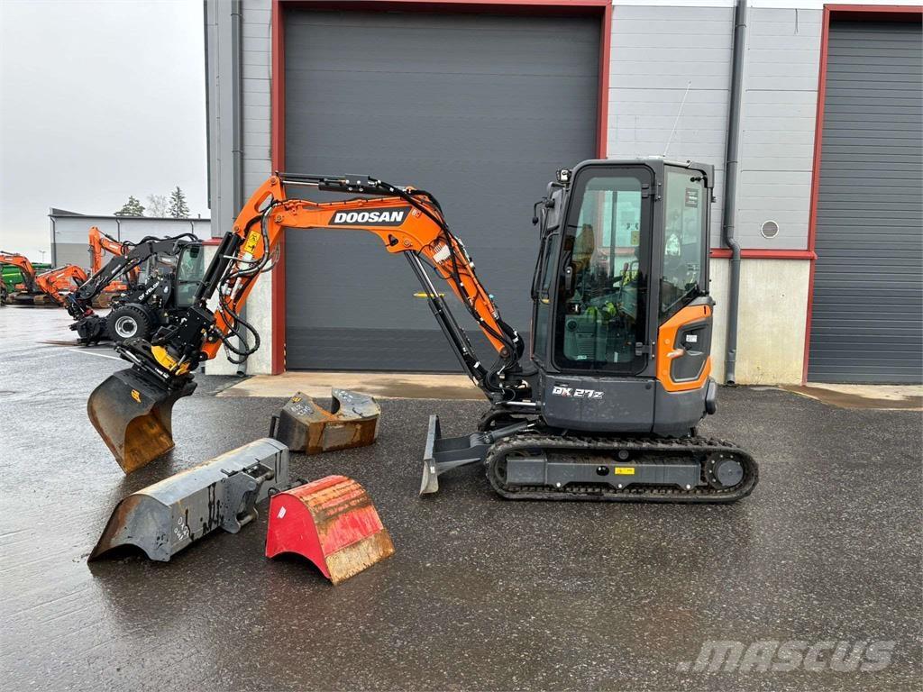 Doosan DX27Z-7 Mini pelle < 7t