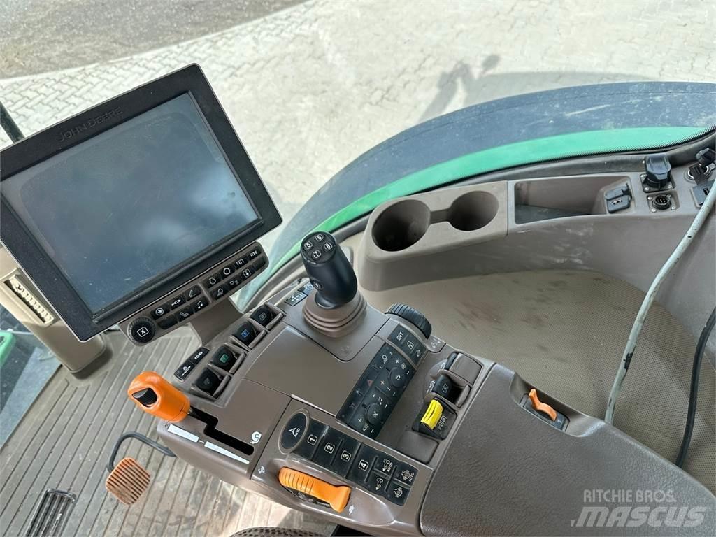 John Deere 7230R Tracteur