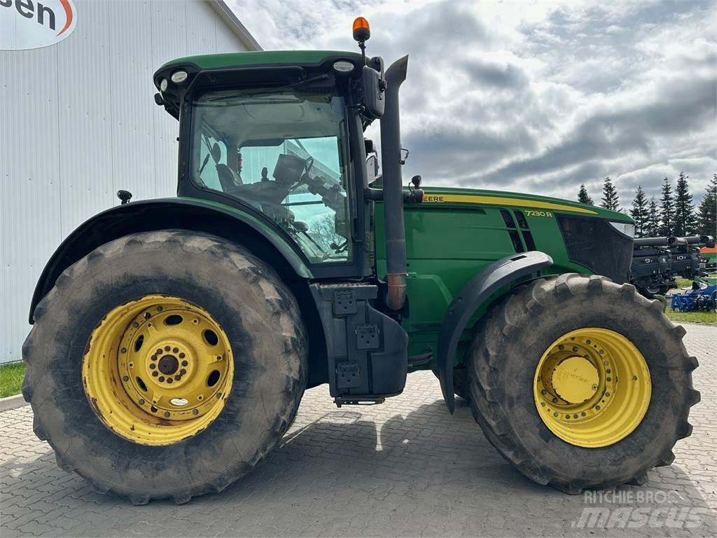 John Deere 7230R Tracteur
