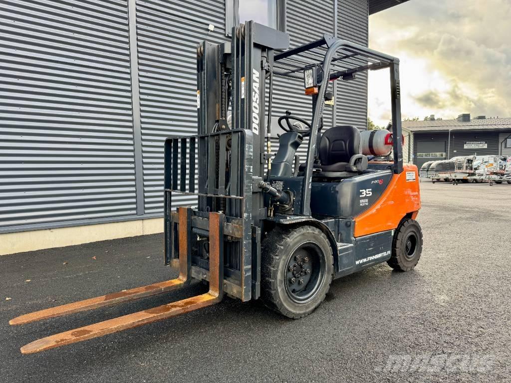 Doosan G 35 C-5 Chariots GPL