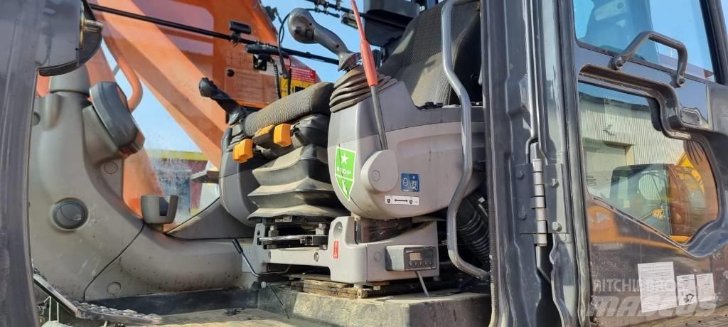 Hitachi ZX 280 LC-3 Pelle sur chenilles