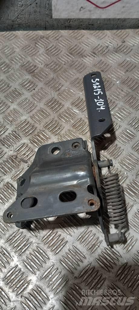 Scania R440  1785546 Cabines