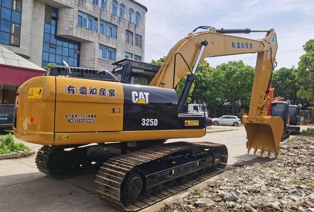 CAT 325 D Pelle sur chenilles