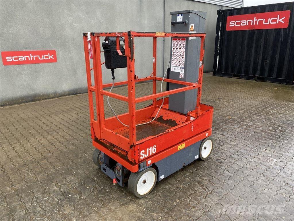 SkyJack SJ16 Mât vertical