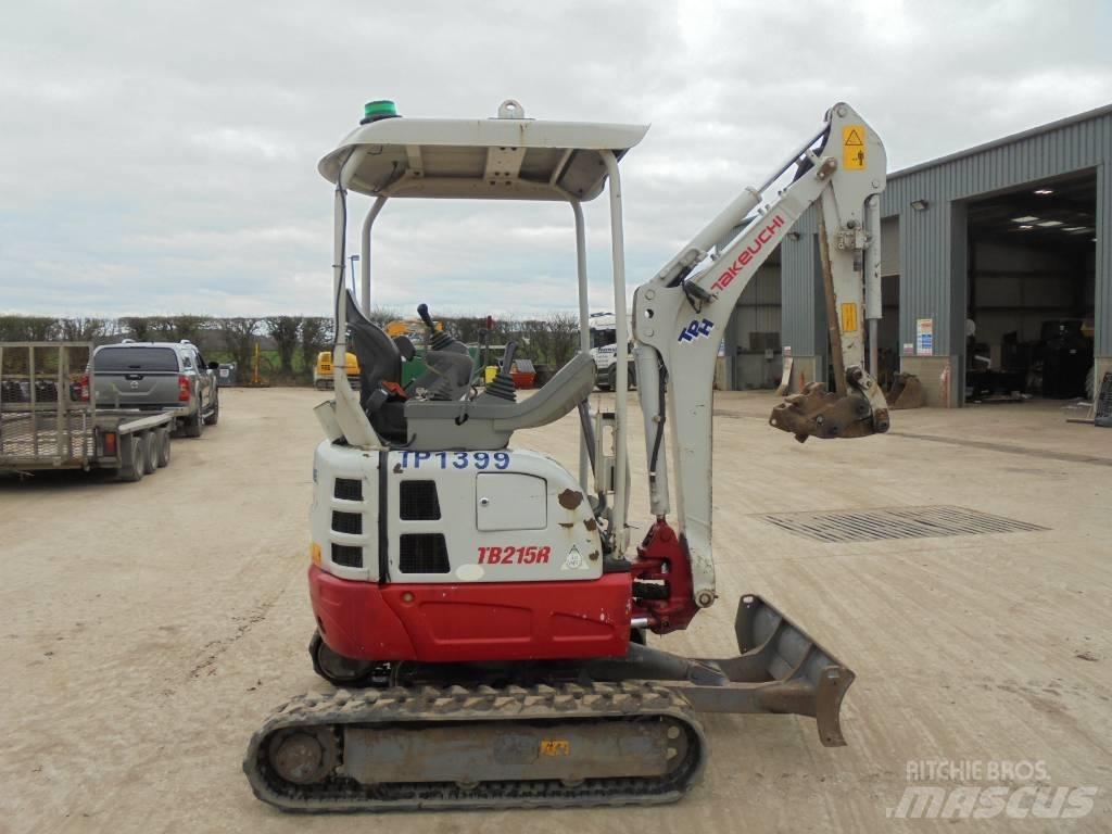 Takeuchi TB215R Mini pelle < 7t