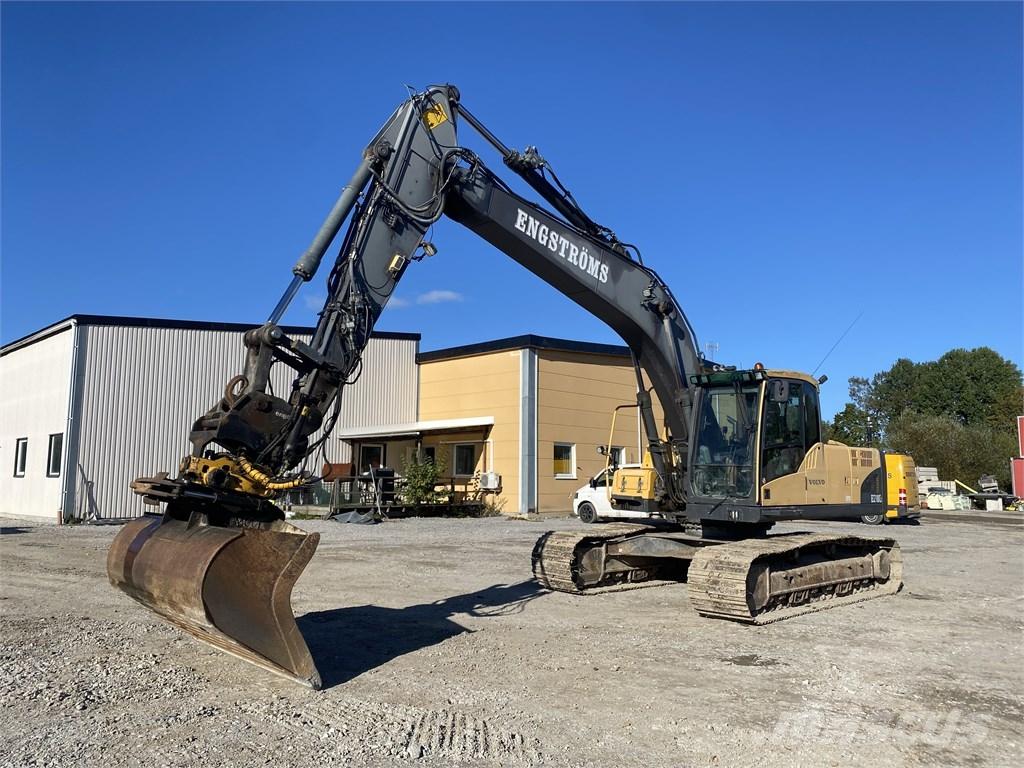 Volvo EC 210 C L Pelle sur chenilles