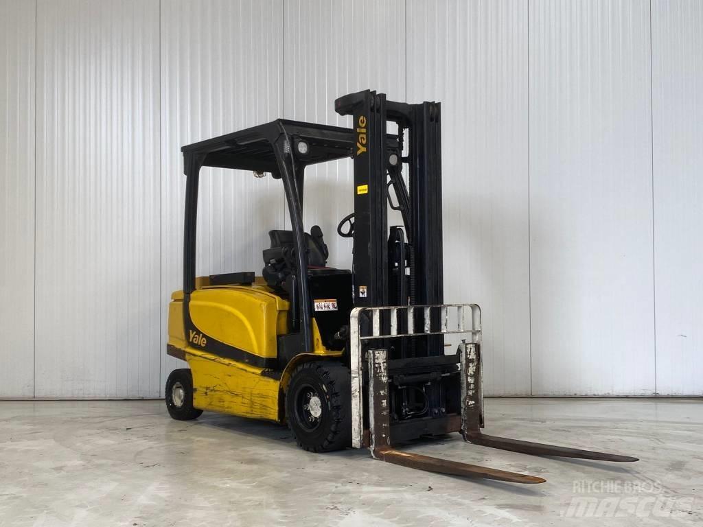 Yale ERP35VL Chariots élévateurs électriques