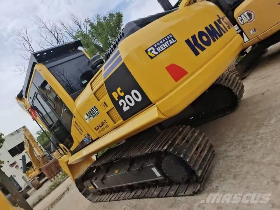 Komatsu PC 200-7 Pelle sur chenilles